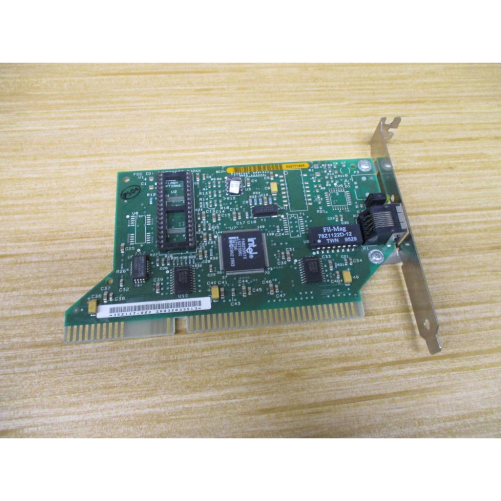 Intel 352117-002 Network Card PB309970-007 - Used