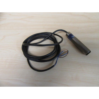 Telemecanique XU2-M18MC230-T Photoelectric Sensor XU2M18MC230T - New No Box