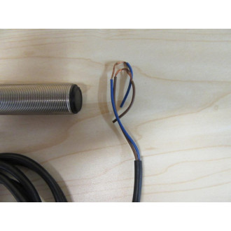 Telemecanique XU2-M18MC230-T Photoelectric Sensor XU2M18MC230T - New No Box