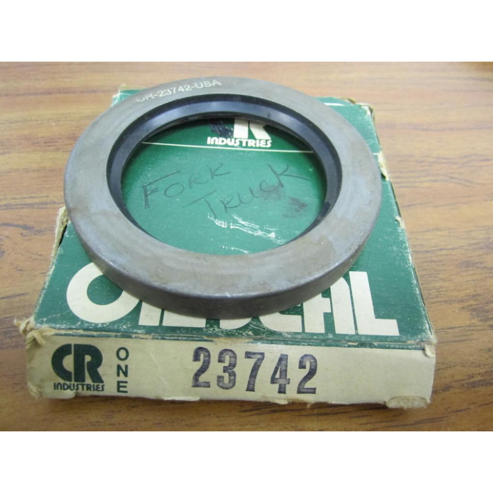 Chicago RawhideSKF 23742 Oil Seal