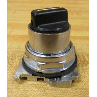 Cutler Hammer 10250T1323 Eaton Selector Switch 3 Position Cam 5 - Used