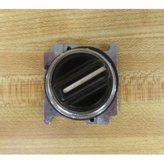 Cutler Hammer 10250T1323 Eaton Selector Switch 3 Position Cam 5 - Used