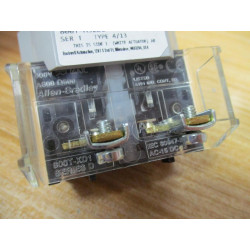 Allen Bradley 800T-H32D1 Selector Switch Ser. T - New No Box