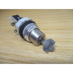 Allen Bradley 800T-H32D1 Selector Switch Ser. T - New No Box