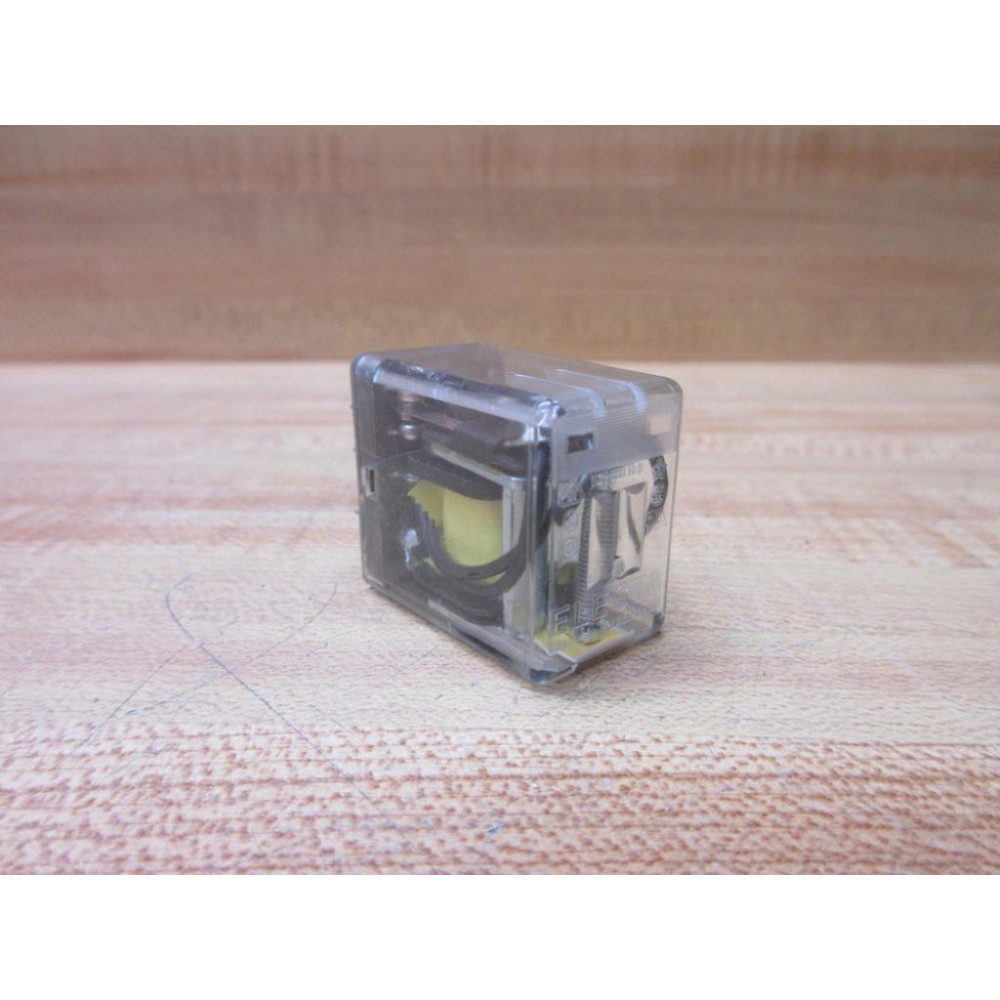 Elestra FR11P-110V AC Relay FR11P-110VAC - Used