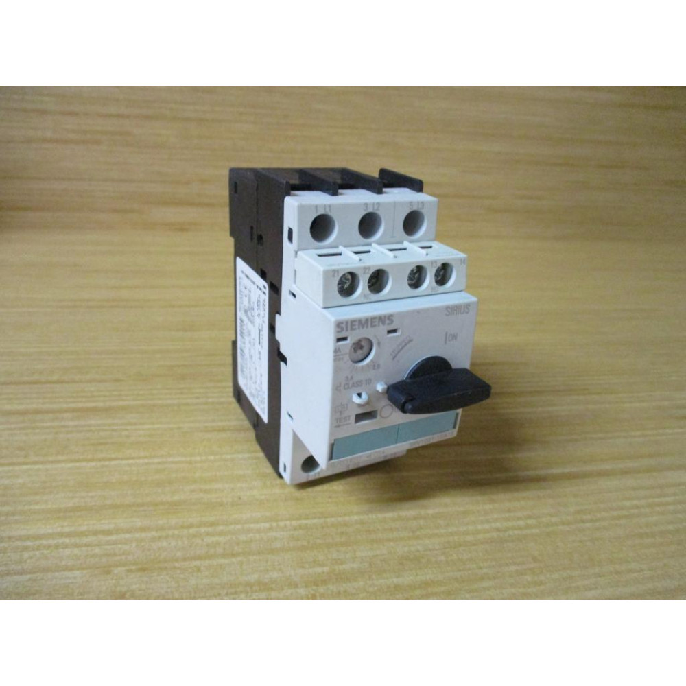 Siemens 3RV1021-1EA15 Circuit Breaker 3RV10211EA15 W RV1901-1E - New No Box