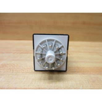 Finder 60.13.8.240.0040 Relay 601382400040 - Used