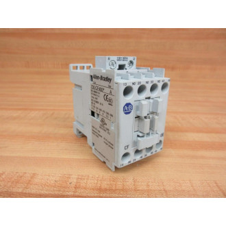 Allen Bradley 700-CF400* Control Relay 700CF400 - Used