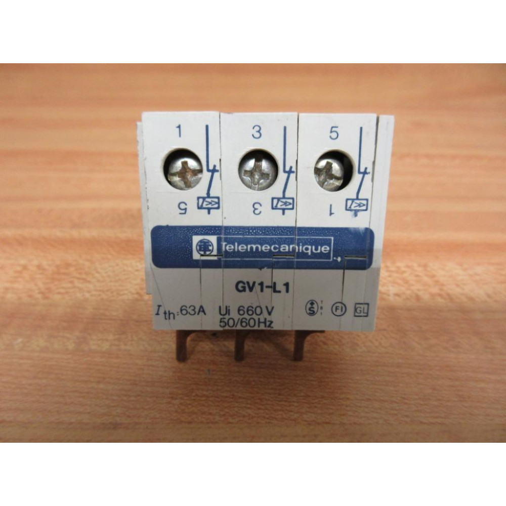Telemecanique GV1-L1 Schneider Aux. Switch Block GV1L1 - Used