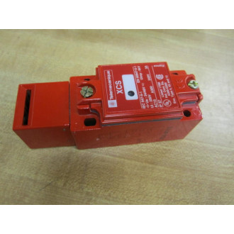 Telemecanique XCS-A713 Limit Switch XCSA713 071899