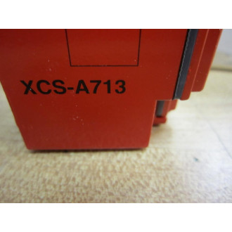 Telemecanique XCS-A713 Limit Switch XCSA713 071899