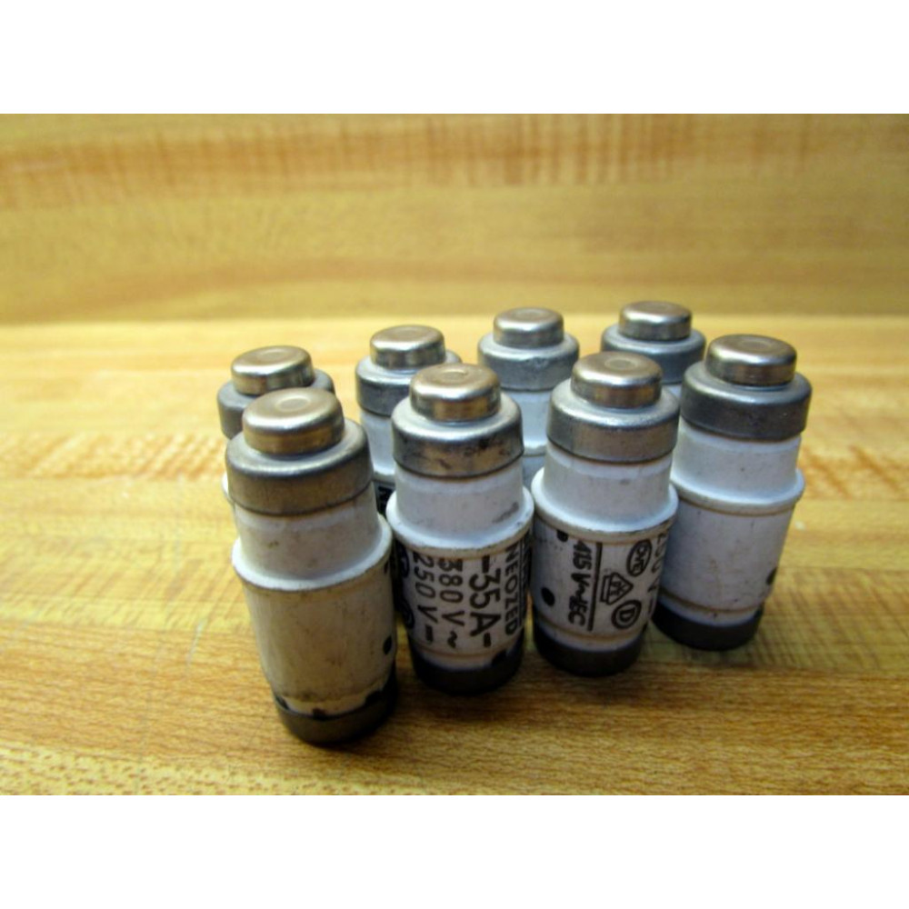 Siemens 35A-380V-250V Bottle Fuse 35A380V250V (Pack of 8) - New No Box