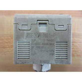 SMC ZSE30A-N01-P Pressure Switch ZSE30AN01P - Used
