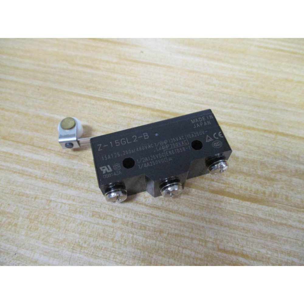 Omron Z-15GL2-B Basic Snap Action Switch Z15GL2B - New No Box