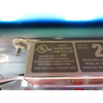 Duray Fluorescent MFG. TH9015-S Fluorescent Light Fixture