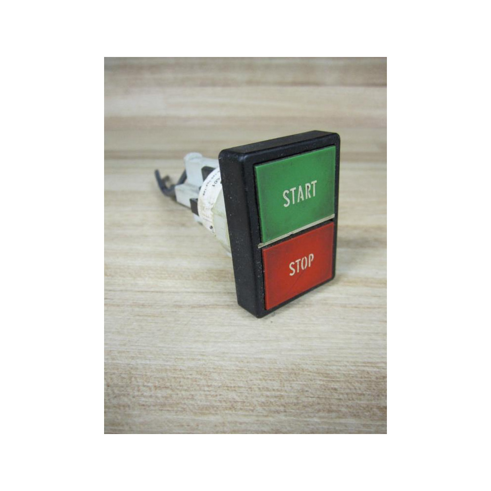 Siemens 3SA8 800-4AB02 Control Button 24-267-010-501 - Used