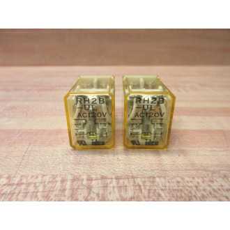 IDEC RH2B-UL-AC120V Relay  RH2B-UL-120V AC - Used