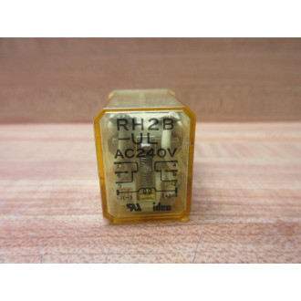 IDEC RH2B-UL AC240V RH2BULAC240V Relay 240VAC 24221 - Used