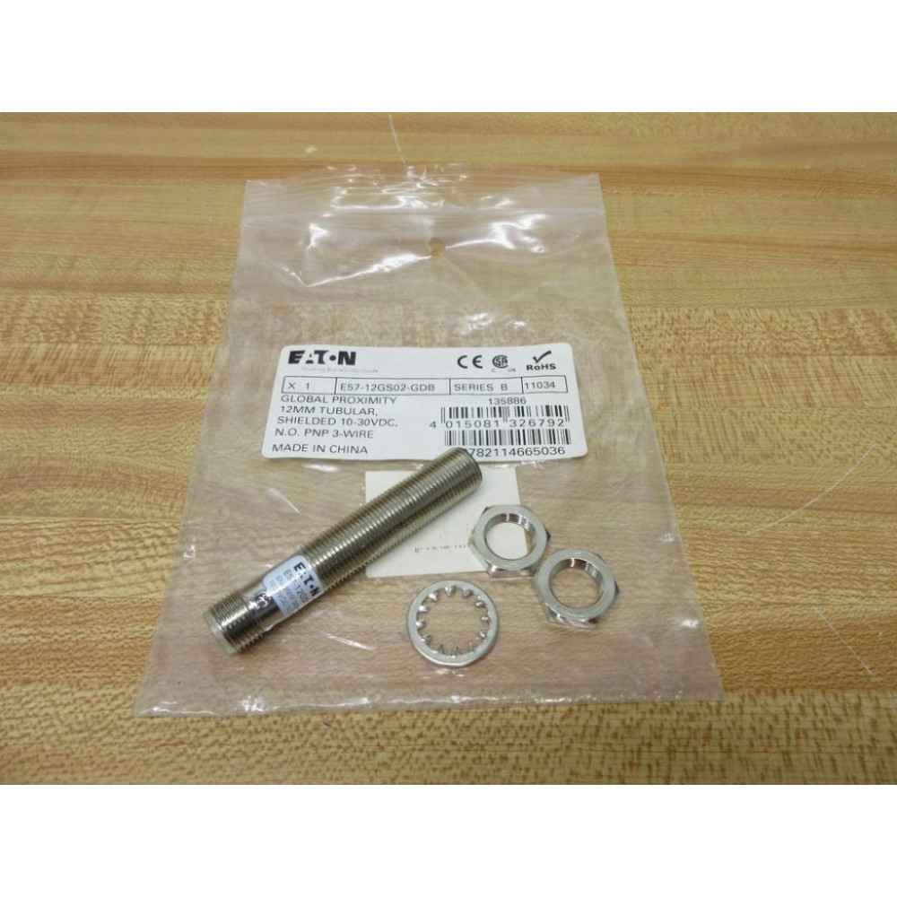 Cutler Hammer E57-12GS02-GDB Proximity Sensor WO Instructions