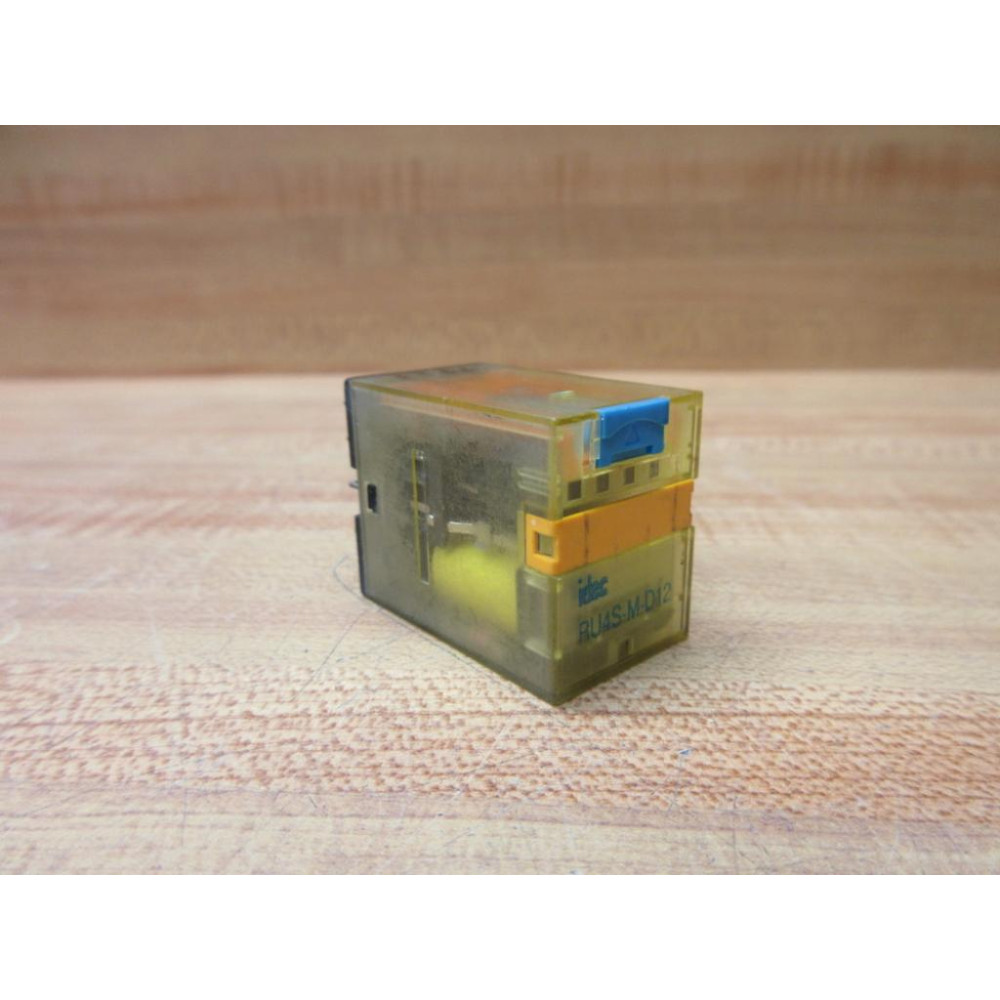 IDEC RU4S-M-D12 Relay RU4S-M-D12V DC - Used