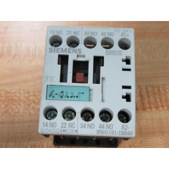 Siemens 3RH1131-1BB40 Contactor 3RH11311BB40 - Used