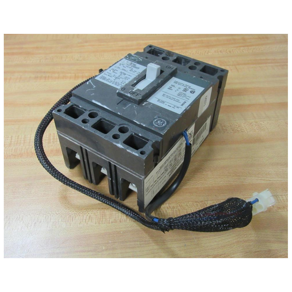 General Electric TEB132070 70A Circuit Breaker WWire Connector - Used
