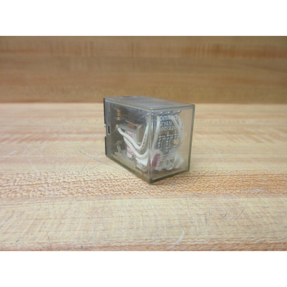 Omron MY4N-200220V AC Relay MY4N-200-220VAC - Used