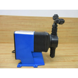 Pulsafeeder LB64SA-PTC1-520 Pulsatron Metering Pump LB64SAPTC1520 - Used