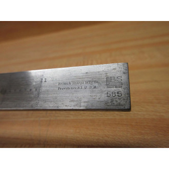 Brown & Sharpe 585 Height Gage WCase 0-11" - Used