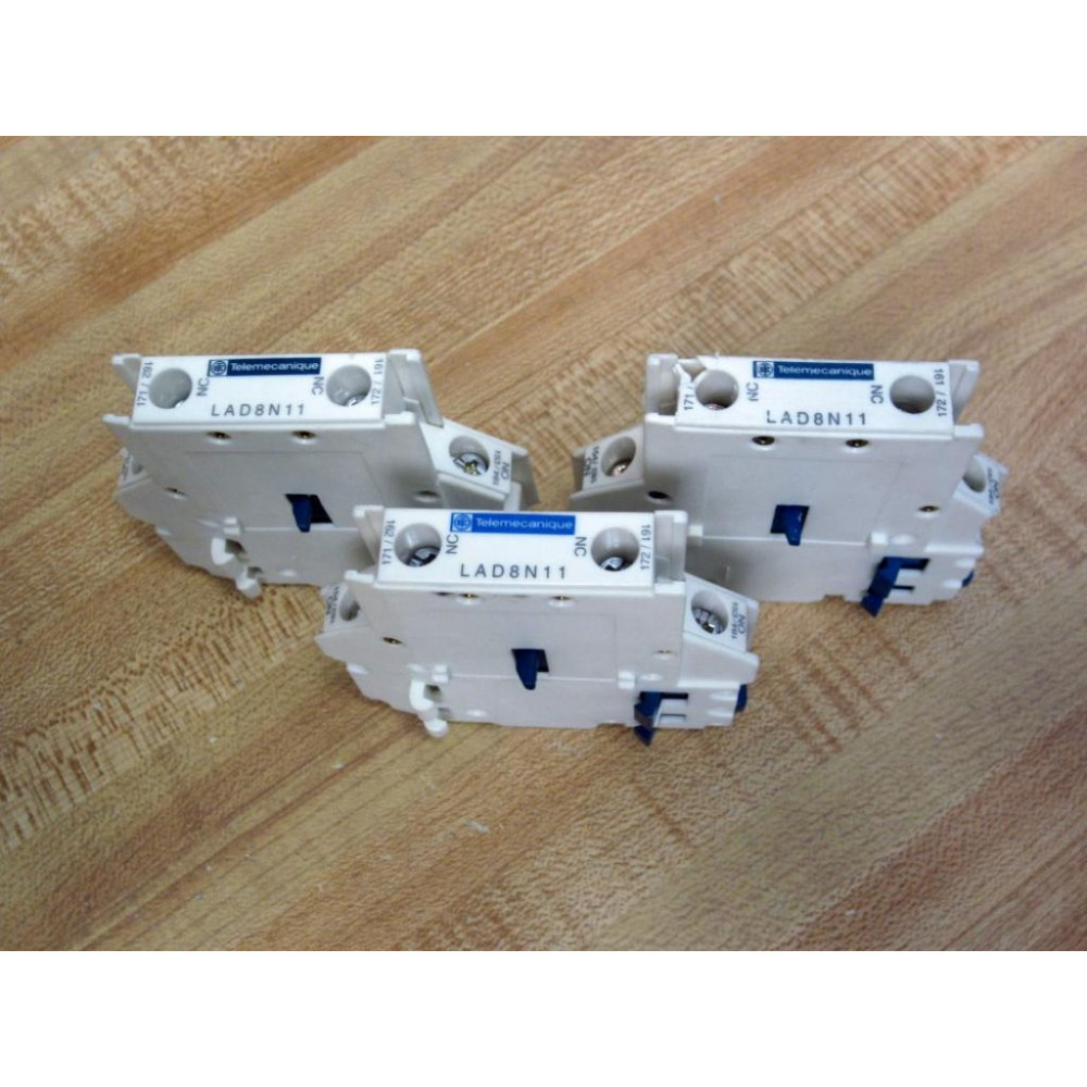 Telemecanique LAD8N11 Schneider Contact Block (Pack of 3) - Used