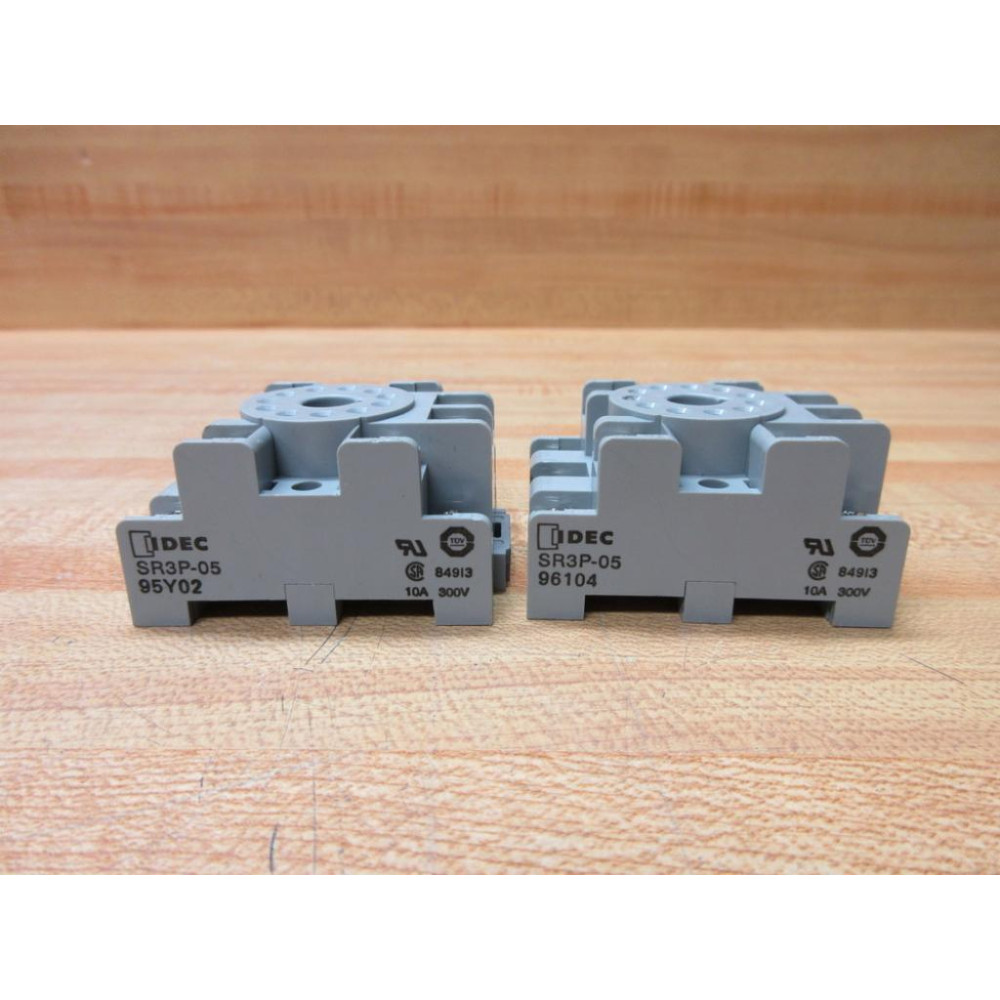 IDEC SR3P-05 Relay Socket SR3P05 Grey (Pack of 2) - New No Box