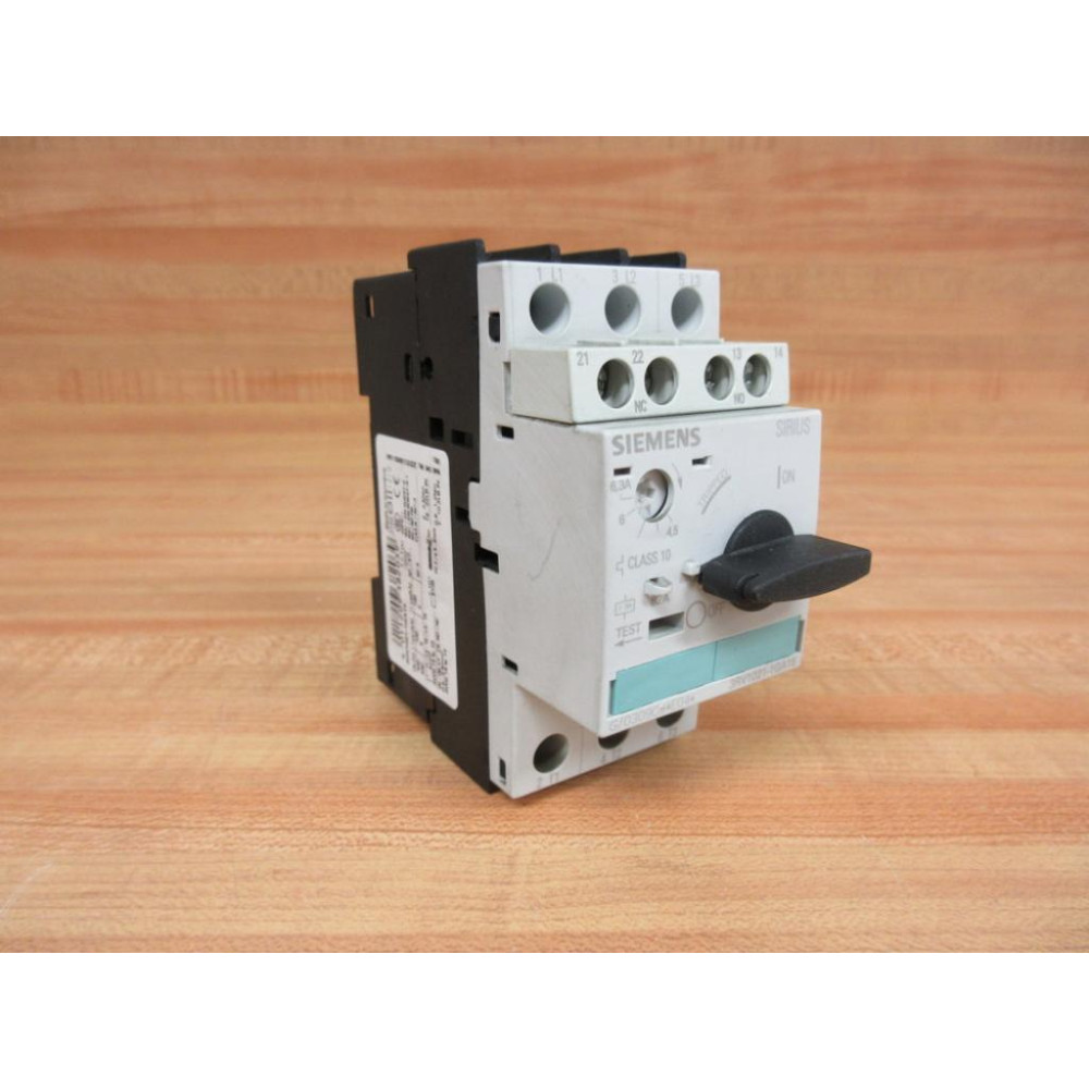 Siemens 3RV1021-1GA15 Circuit Breaker 3RV10211GA15 - Used