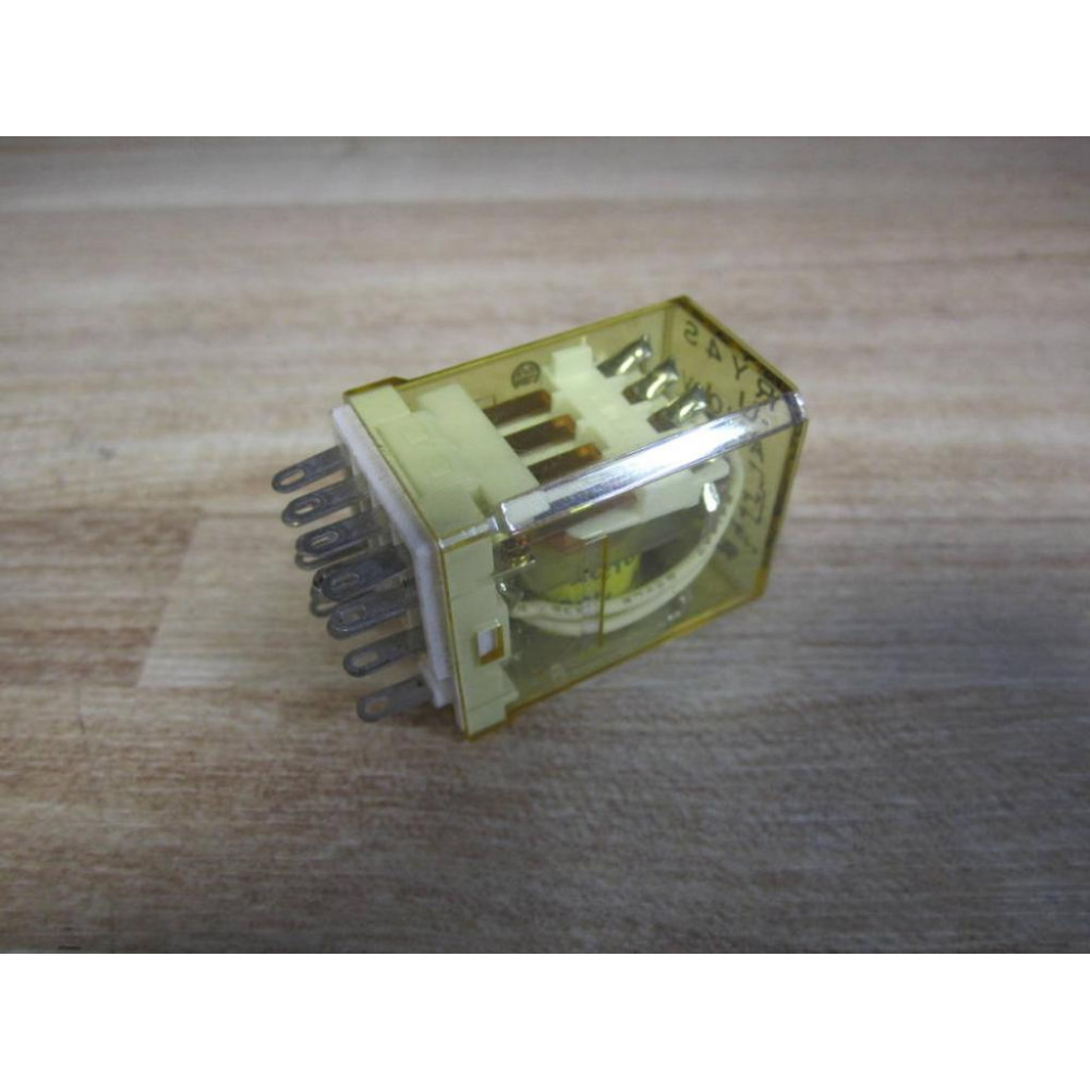 IDEC RY4S-U-AC100V Relay RY4S-U-100V AC - New No Box