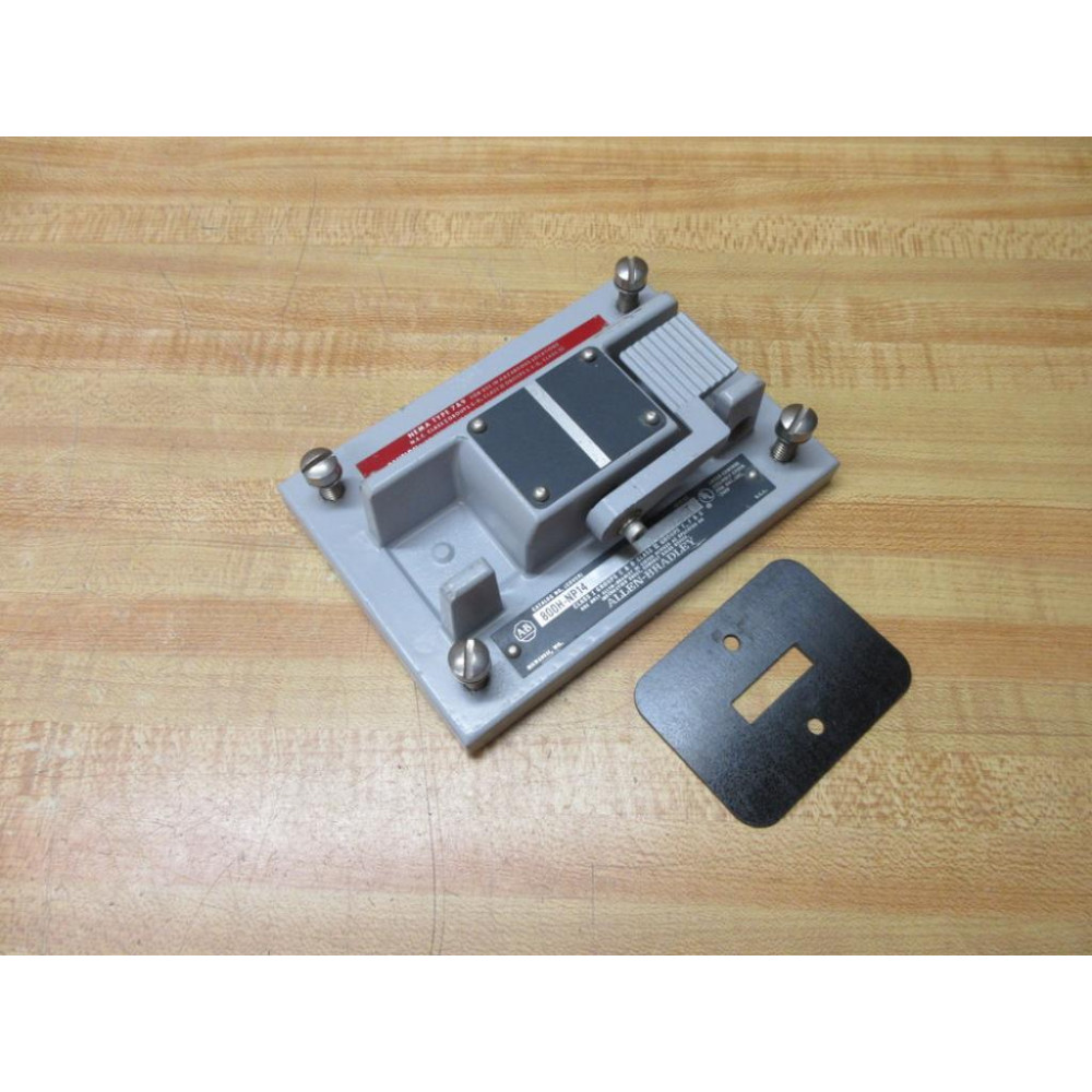 Allen Bradley 800H-NP14 Enclosure Cover 800HNP14 Series T - New No Box