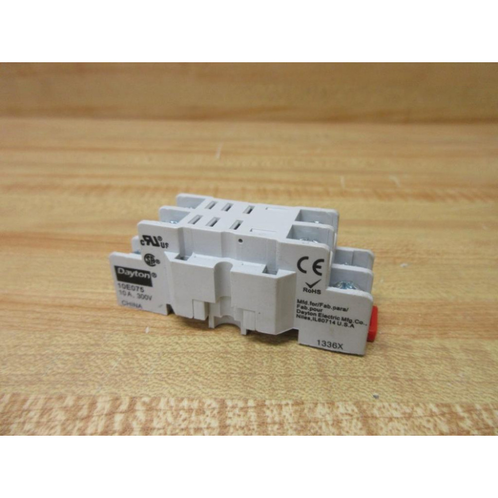 Dayton 10E075 Socket - New No Box