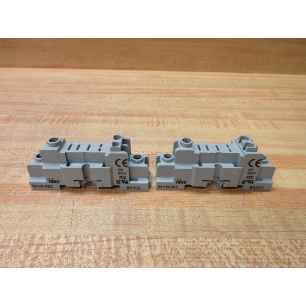 IDEC SH1B-05C Relay Socket SHIB-05C (Pack of 2) - Used