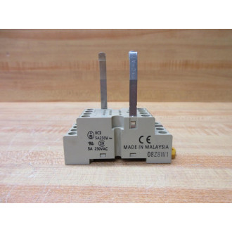 Omron PYF14A-N Relay Socket PYF14AN WRetainers (Pack of 2) - Used