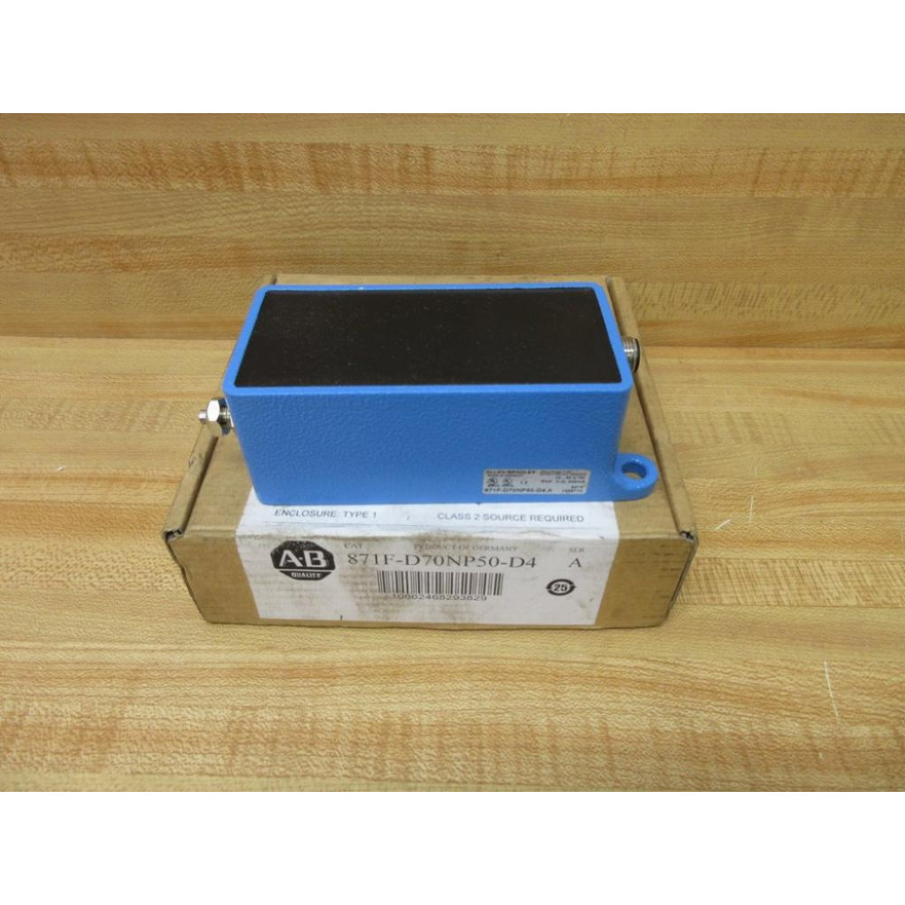 Allen Bradley 871F-D70NP50-D4 Proximity Switch 871FD70NP50D4