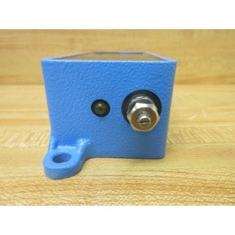 Allen Bradley 871F-D70NP50-D4 Proximity Switch 871FD70NP50D4