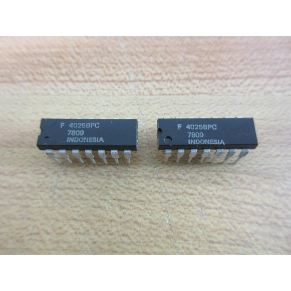Fairchild 4025BPC Integrated Circuit (Pack of 2) - New No Box