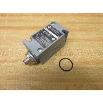 Allen Bradley 802T-HP Limit Switch 802THP Series J WO-Ring - Used