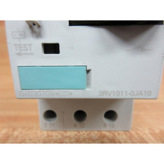 Siemens 3RV1-011-0JA10 Circuit Breaker 3RV10110JA10 With 3RV1901-1E - Used