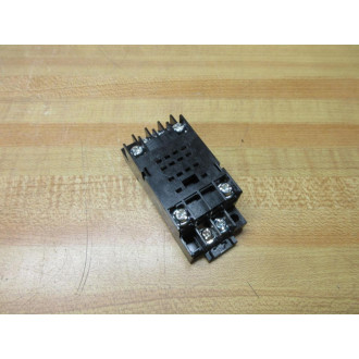 Fuji Electric TP88X2 Relay Socket - Used