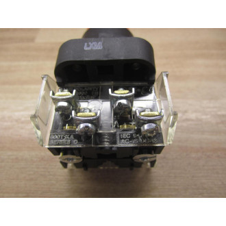 Allen Bradley 800H-QRBH24A Button 800HQRBH24A wContact Blocks - New No Box