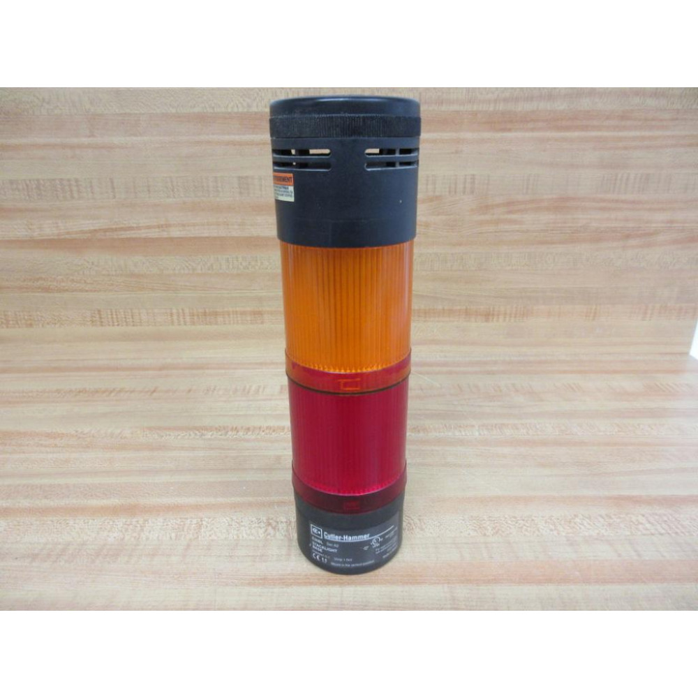 Cutler Hammer E26BL Eaton Stack Light Base With Red And Orange Stack Lights - Used