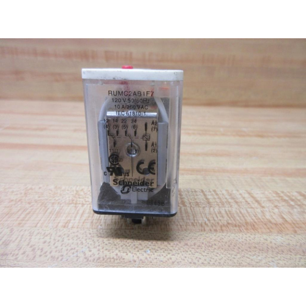 Telemecanique RUMC2AB1F7 Relay RUMC2AB1F7-120V - New No Box
