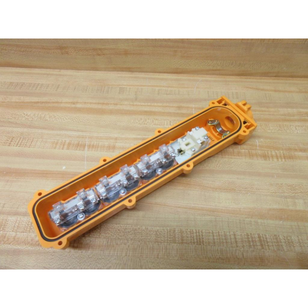 Hubble CFM7461 Push Button Pendant Missing Back