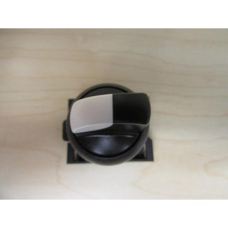 Cutler HammerEaton M22S-WRK3 Selector Switch