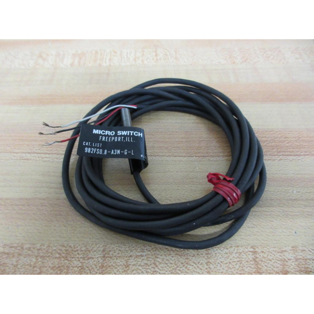 Micro Switch 982FS0.8-A3N-G-L Proximity Switch 982FS08A3NGL - New No Box
