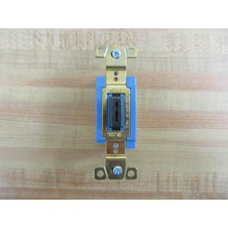 Hubbell HBL18201LCN Light Switch